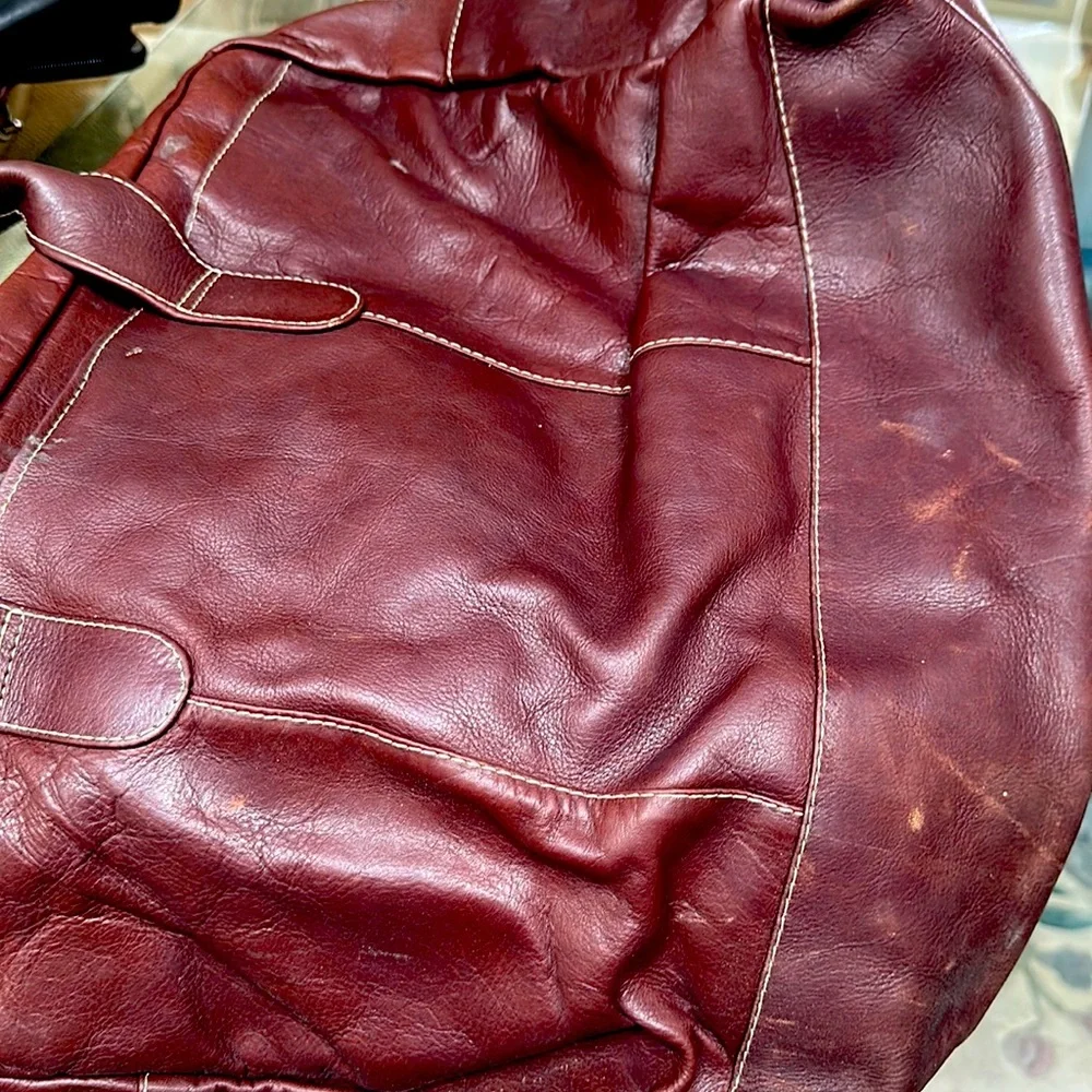 Carriage Collection 100% leather bag.